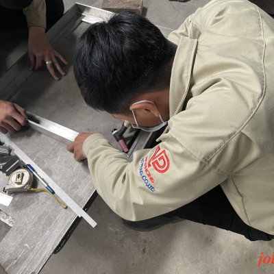 Nắp bể ngầm  inox 500kg KT: 45x45cm- BẢO HÀNH 2 NĂM