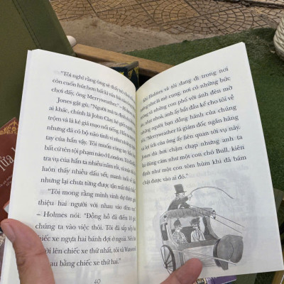 (Boxset 16 Cuốn) SHERLOCK HOLMES - Phiên Bản Dành Cho Thiếu Nhi - Arthur Conan Doyle - Nhân Dân Books - NXB Văn Học