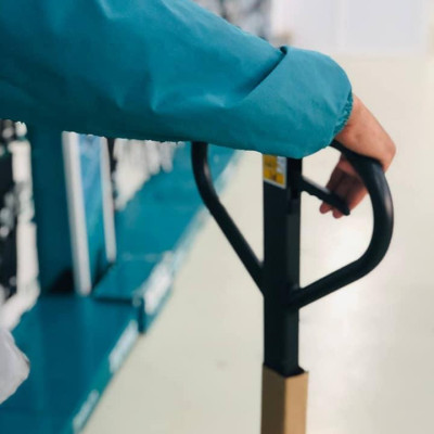 XE NÂNG TAY 2.5 TẤN TOTAL THT301251 - HÀNG CHÍNH HÃNG