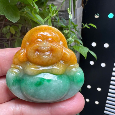 Mặt dây chuyền Phật Di Lặc Cẩm Thạch Vàng Xanh tự nhiên mới đẹp Kt Cao 49mm Ngang 49mm Dầy 12mm Nam Nữ về bọc vàng lên đeo tốt đẹp ạ