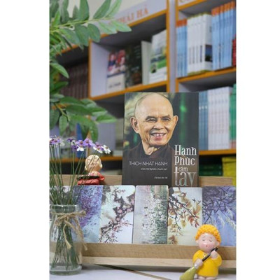 Sách - Hạnh Phúc Cầm Tay (TH)