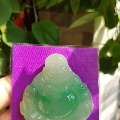 Mặt Dây Chuyền Nam Đẹp Phật Di Lặc Ngồi Cầm Thỏi Vàng Cười tươi 100% đá cẩm thạch tự nhiên Màu trắng bóng cả tượng điểm xanh lý quá đẹp giữa bụng thỏi tiền vàng  Size Ngang 48mm x Cao 48mm x Dầy 9mm mệnh Thủy Mộc đeo may mắn ạ