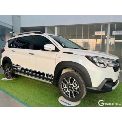 Thảm Lót Sàn Cao Su Đúc Xe Suzuki XL7 Mẫu Tổ Ong Cao Cấp Không Mùi