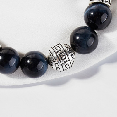 Vòng tay đá mặt trời đen phối charm bạc tròn hoa văn Ngọc Quý Gemstone