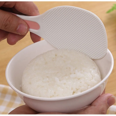 Muôi xới cơm chống dính Nakaya - Cán màu - Giao màu ngẫu nhiên