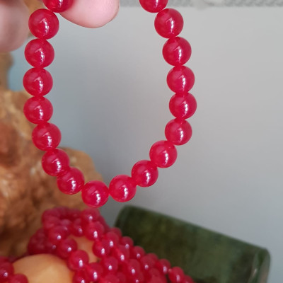 Vòng tay nữ đá mã não đỏ hạt 8mm tươi đậm bóng đẹp Nữ mệnh hỏa mệnh thổ đeo đẹp xinh xinh tay Vòng màu này Nữ lớn nhỏ bé đeo được hết đeo vòng đỏ cho may mắn cả năm xinh đẹp tay ạ