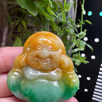 Mặt dây chuyền Phật Di Lặc Cẩm Thạch Vàng Xanh tự nhiên mới đẹp Kt Cao 49mm Ngang 49mm Dầy 12mm Nam Nữ về bọc vàng lên đeo tốt đẹp ạ