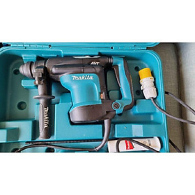 MÁY KHOAN ĐA NĂNG 32MM 850W MAKITA HR3210C - HÀNG CHÍNH HÃNG