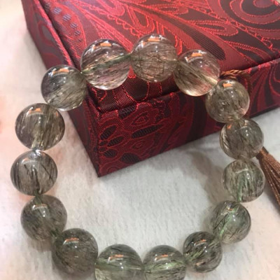 VÒNG NAM VIP 14,5LY  ĐÁ THẠCH ANH TÓC XANH TRONG THẲNG MƯỢT SANG ĐẲNG CẤP  HỢP CÁC ANH MỆNH MỘC HỎA THỦY