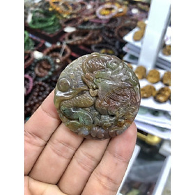 Mặt dây chuyền Rồng ngậm ngọc đá ngọc băng tảo - Đường kính 4,5cm