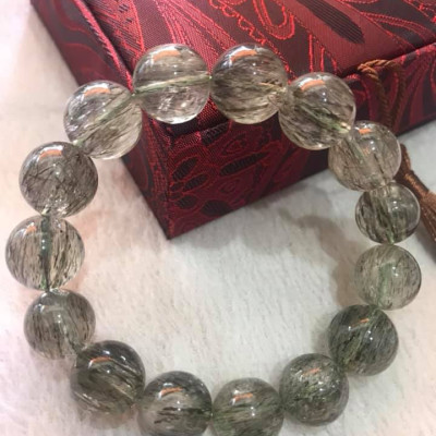 VÒNG NAM VIP 14,5LY  ĐÁ THẠCH ANH TÓC XANH TRONG THẲNG MƯỢT SANG ĐẲNG CẤP  HỢP CÁC ANH MỆNH MỘC HỎA THỦY