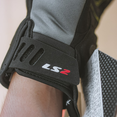 Găng Tay Bảo Hộ Lái Moto, Xe Máy LS2 Jet 2 Man (KHÁNG NƯỚC) - GARA 20