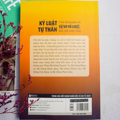 Bộ 3 Cuốn Tạo Dựng Thành Công Vững Chắc Với 3 Yếu Tố Then Chốt: Cracked It: Bẻ Khóa Mọi Vấn Đề, Bản Đồ Về Dòng Tiền Và Kỷ luật tự thân: 5 hệ thống phá bỏ sự vô tổ chức, làm chủ cuộc sống