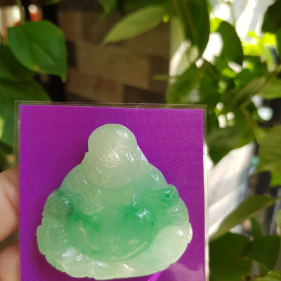 Mặt Dây Chuyền Nam Đẹp Phật Di Lặc Ngồi Cầm Thỏi Vàng Cười tươi 100% đá cẩm thạch tự nhiên Màu trắng bóng cả tượng điểm xanh lý quá đẹp giữa bụng thỏi tiền vàng  Size Ngang 48mm x Cao 48mm x Dầy 9mm mệnh Thủy Mộc đeo may mắn ạ