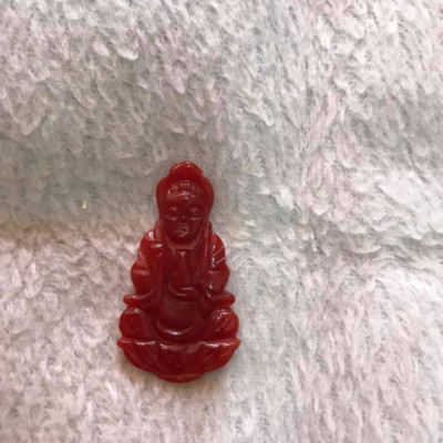 MẶT DÂY CHUYỀN NỮ PHẬT QUAN ÂM ĐÁ CẨM THẠCH ĐỎ ĐẬM ĐẸP  Size Nhỏ Cao 35mm x Ngang 20mm x Dầy 4,5mm  NỮ MỆNH HOẢ THỔ