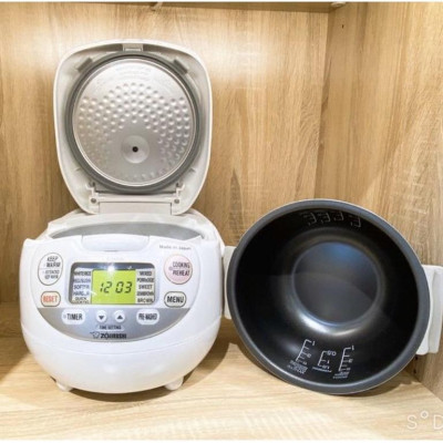 Nồi cơm điện tử Zojirushi 1.8L NS-ZAQ18-WZ, công suất 1000W, sản xuất tại Nhật Bản, bảo hành 1 năm | HÀNG CHÍNH HÃNG