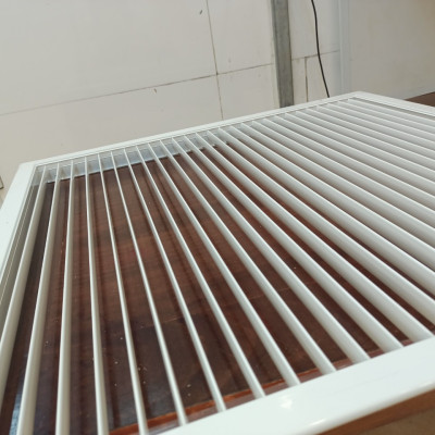 Cửa gió nhôm 400x400mm dạng nan bầu dục, cửa gió điều hòa âm trần