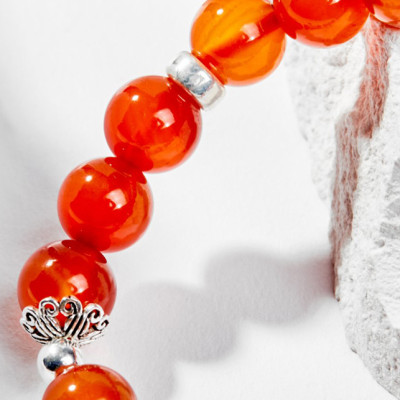 Vòng Tay Phong Thủy Nữ Đá Mã Não Đỏ Phối Charm Cung Hoàng Đạo Bảo Bình (8mm) Mệnh Hỏa, Thổ Ngọc Quý Gemstones