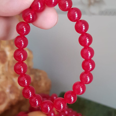 Vòng tay nữ đá mã não đỏ hạt 8mm tươi đậm bóng đẹp Nữ mệnh hỏa mệnh thổ đeo đẹp xinh xinh tay Vòng màu này Nữ lớn nhỏ bé đeo được hết đeo vòng đỏ cho may mắn cả năm xinh đẹp tay ạ