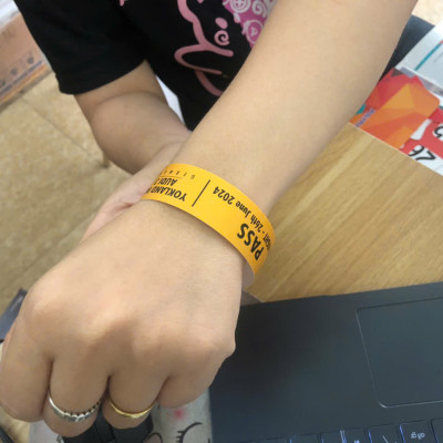 Giấy nhựa trắng mờ (White matte PET) dầy 125 khổ 32x47