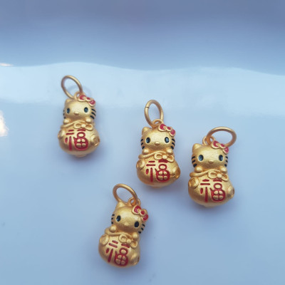 Phụ Kiện Charm Vòng Tay Nữ đẹp Hình Mèo Kitty vàng may mắn màu vàng kiểu đẹp Nữ đã có vòng tay hạt chuỗi , vòng tay kiểu thì charm Mèo Kitty này vào đeo đẹp xinh lắm ạ