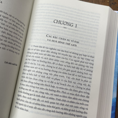 (Tái bản 2023, bìa cứng) [Ấn bản đầy đủ nhất được dịch trọn vẹn từ bộ “Life Teaching of the Masters of the far East” của cố giáo sư Baird T. Spalding]  HÀNH TRÌNH VỀ PHƯƠNG ĐÔNG - AnLe Books dịch - Huy Hoang Bookstore