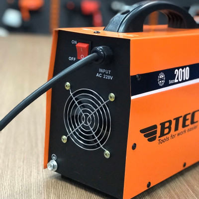 MÁY HÀN QUE ĐIỆN TỬ BTEC MMA-200 (1.6-4 LÝ)- HÀNG CHÍNH HÃNG ( CÔNG TRÌNH, DÂN CHUYÊN)