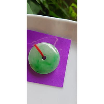 Mặt dây chuyền Đồng Điếu Đồng Tiền A Đẹp Đá Ngọc cẩm thạch tự nhiên 1 bên trắng 1 lý bóng đẹp Size 30mm x dầy 6mm Nữ bọc vàng đeo đẹp món quà tặng ý nghĩa ạ