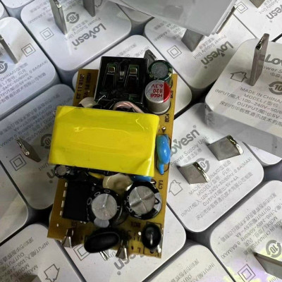 Bộ cốc sạc nhanh 20W LOVESN chân dẹt 4A dùng cho samsung , oppo, xiaomi, redmi....- Hàng nhập khẩu