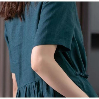 Đầm sơ mi dáng suông form rộng phối cúc sang chảnh, thanh lịch