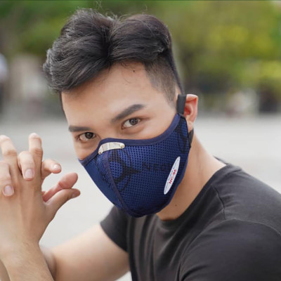 Khẩu trang (Combo 02) - Khẩu trang than hoạt tính NeoVision NeoMask NC95, chuẩn N95 (Thun qua gáy-Có hộp) - Chống bụi siêu mịn PM2.5, lọc khuẩn BFE >95% (Được cấp bởi Nelson Lab), kháng khuẩn, chống giọt bắn có thể giặt tái sử dụng