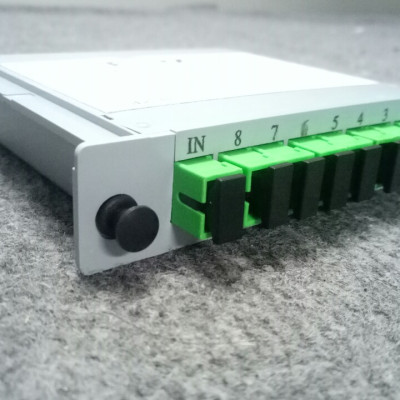 BỘ CHIA QUANG PLC 1*8 SC/APC dạng Box - Hàng chính hãng