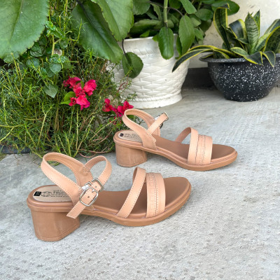 Xăng đan nữ cao gót 6cm Trường Hải da mềm 2 màu đen, kem XD150