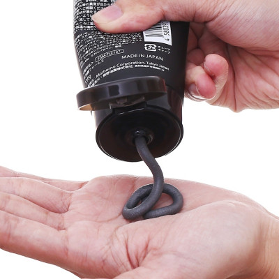 Sữa Rửa Mặt Sạch Sâu Chiết Xuất Than Hoạt Tính Clarista Tokyo Charcoal Facial Foam (130 G)