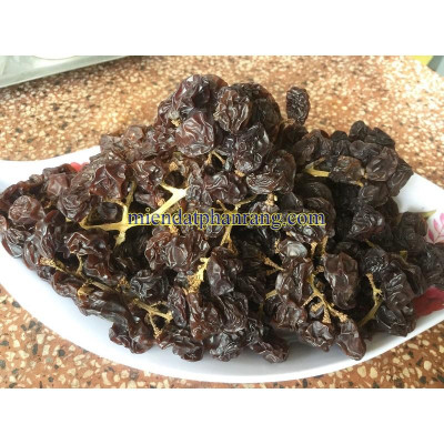 Nho Khô Cánh Trắng