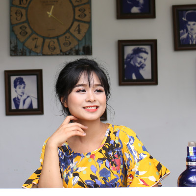 Váy Hoa Vàng Tiểu Thư Cổ Tròn Ôm Eo New4all VH3060 - Freesize Cho người dưới 50Kg