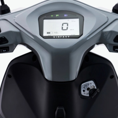 Xe Máy Điện VinFast Feliz Neo - Lướt Êm Phong Cách, Pin LFP Bền Bỉ, Quãng Đường 114km