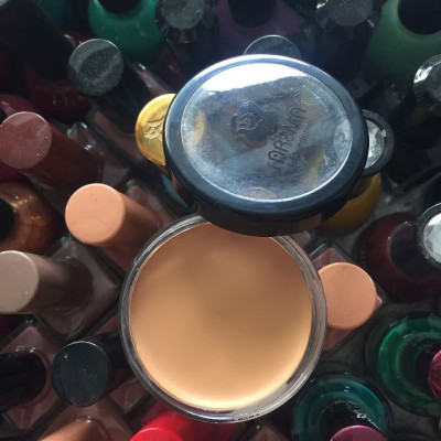 Kem che khuyết điểm Aroma Cover Foundation Hàn Quốc 14g No.23 Beige tặng kèm móc khoá