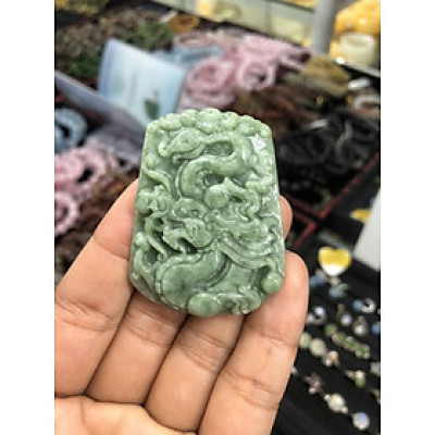 Mặt dây chuyền Rồng phong thủy đá ngọc phỉ thúy