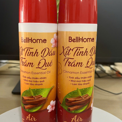 Xịt phòng tinh dầu trầm quế Bellhome 300ml