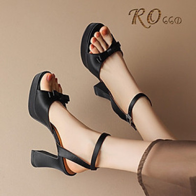 Sandal nữ quai ngang đính nơ, gót trụ ROSATA RO660 cao 8p - Be, Đen - BKSTORE