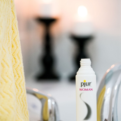 Gel bôi trơn silicone Pjur Woman 1.5ml dành cho nữ da mềm mại ẩm mịn an toàn dưỡng ẩm tốt