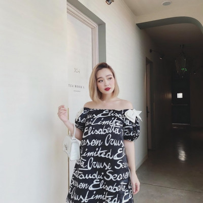 Đầm 2 nơ vai in chữ MS 2450