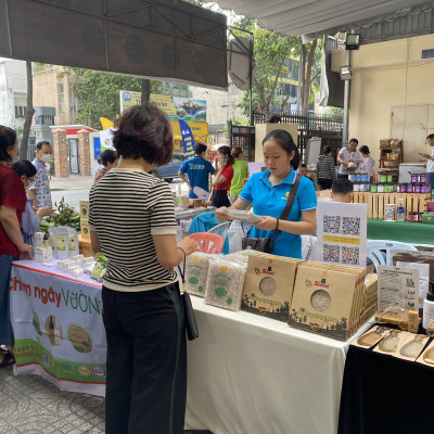 [Đặc sản Bình Định] Bánh tráng nước dừa hình tròn 500g /gói (Bánh tráng nướng mè nước cốt dừa Shammi siêu ngon)