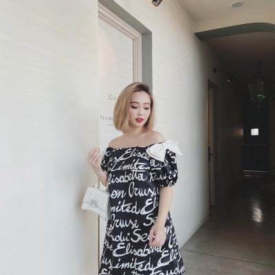 Đầm 2 nơ vai in chữ MS 2450