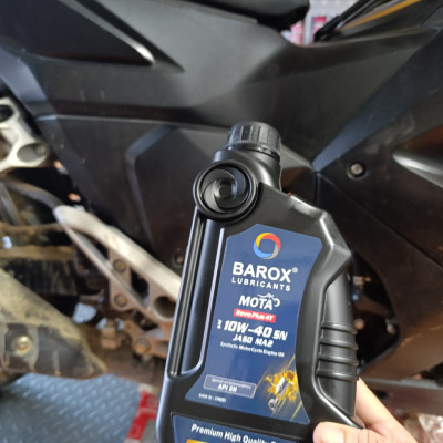 Nhớt Barox Mota 10W40 Full Tổng Hợp 1 lít
