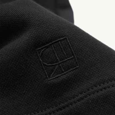 Quần short nỉ nam có hình thêu Form Relax - ROUTINE 10F24PKS001R1 | ROUTINE CÀ MAU